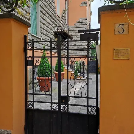 Tucci's 4* Rome