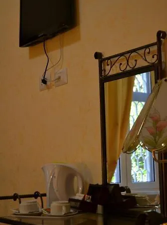 Tucci's Bed & Breakfast Rome