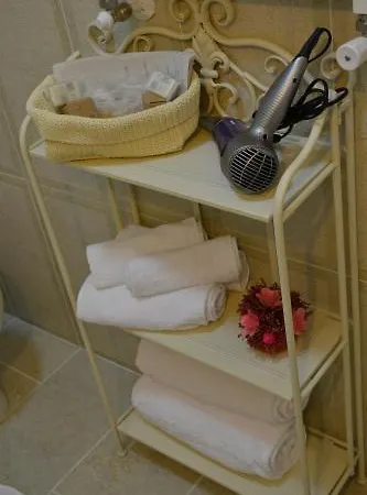 Bed and Breakfast Tucci's 4*