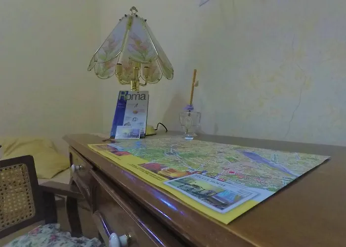 Tucci's לינה וארוחת בוקר